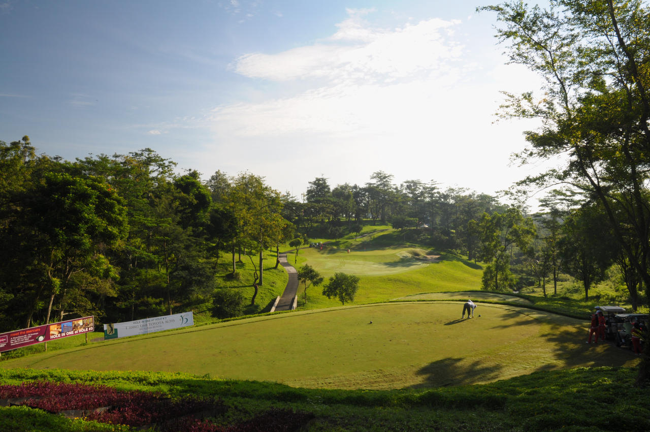 Taman Dayu Golf Club And Resort Prigen Exterior foto